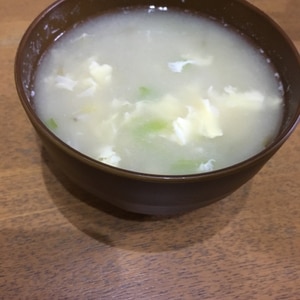 卵のとねぎの味噌汁